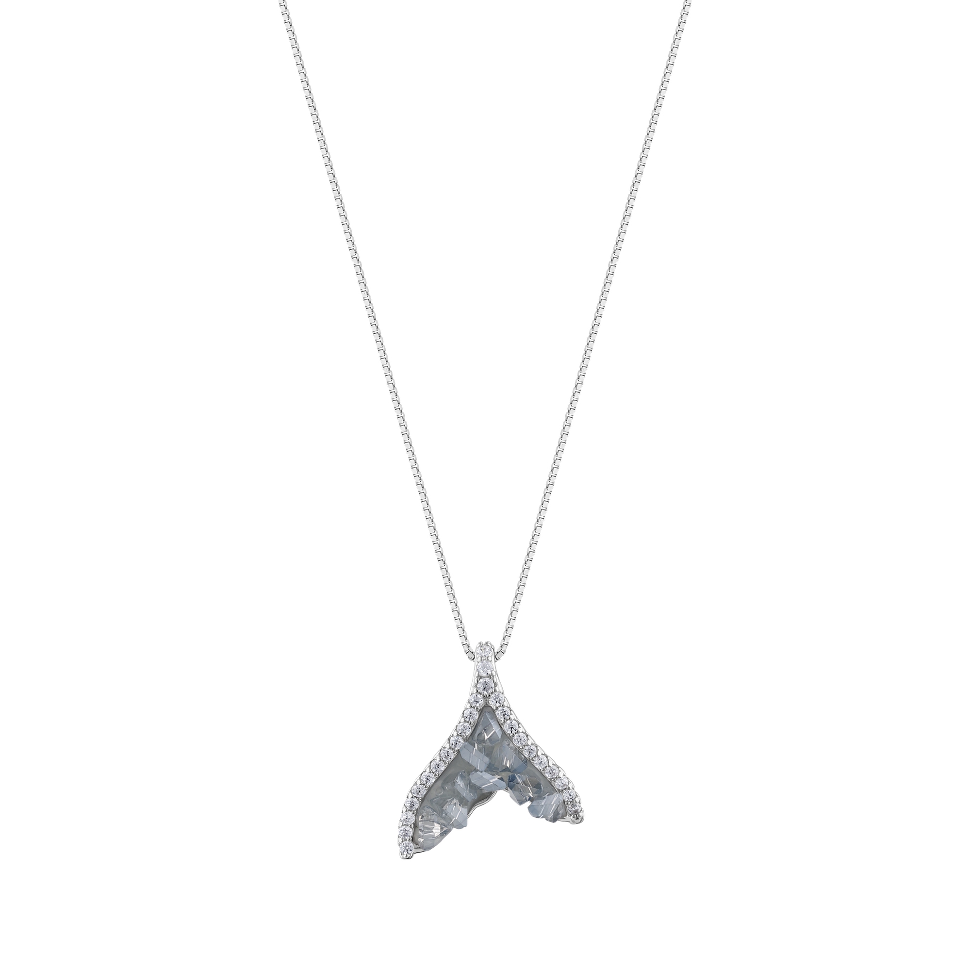 Серебряное женское ожерелье из коллекции Gift с мозаичным камнем и мотивом китового хвоста
