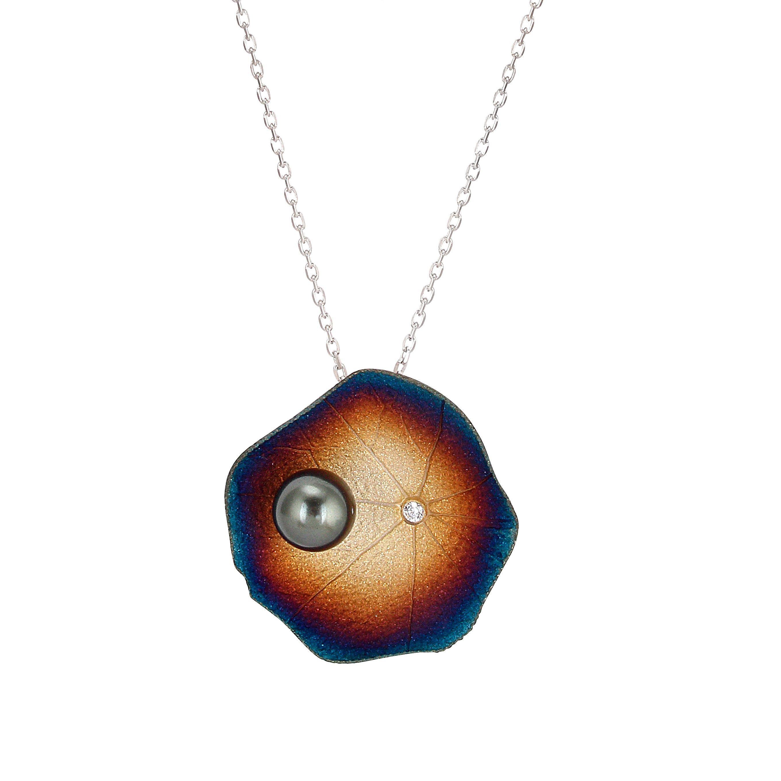 Global Warming Black Pearl and Stone Detailed Burnt Color Enamel Leaf